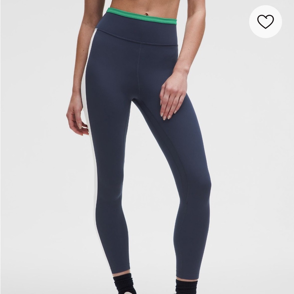💚Lululemon Nulu Super-High-Rise Tight 25” – Retro Remix (Size 6)